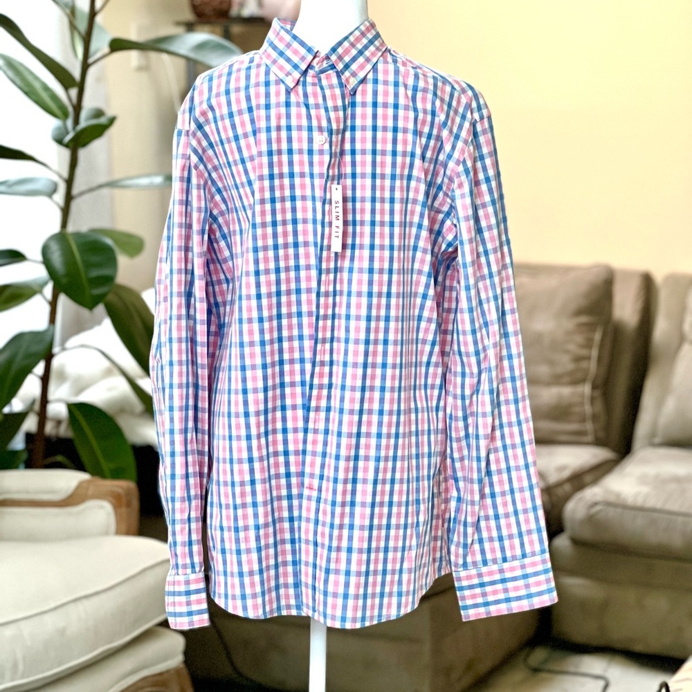 Izod Men's Blue and Pink Checkered Slim Fit Button Down Shirt